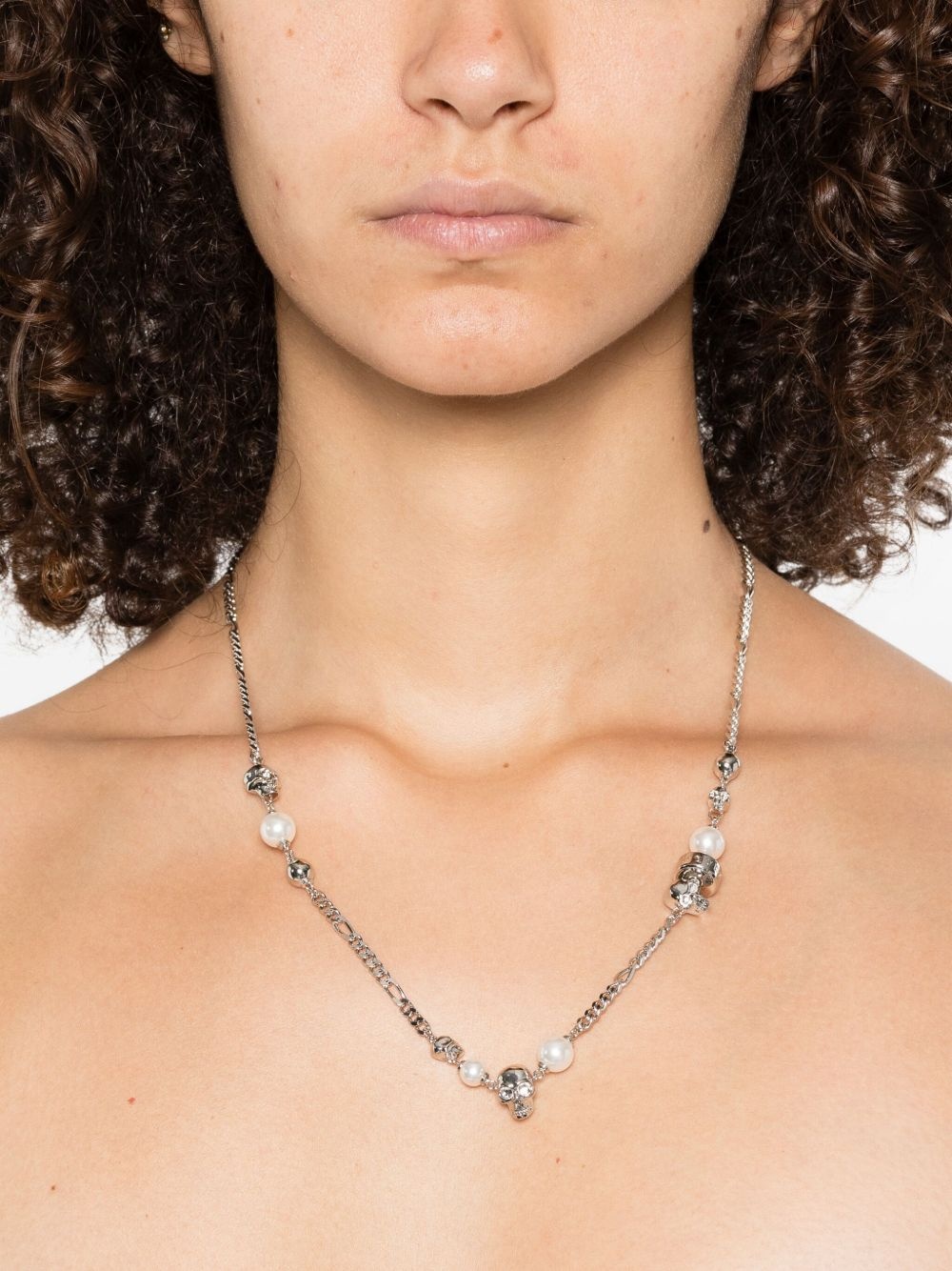 skull-charm curb-chain necklace - 2