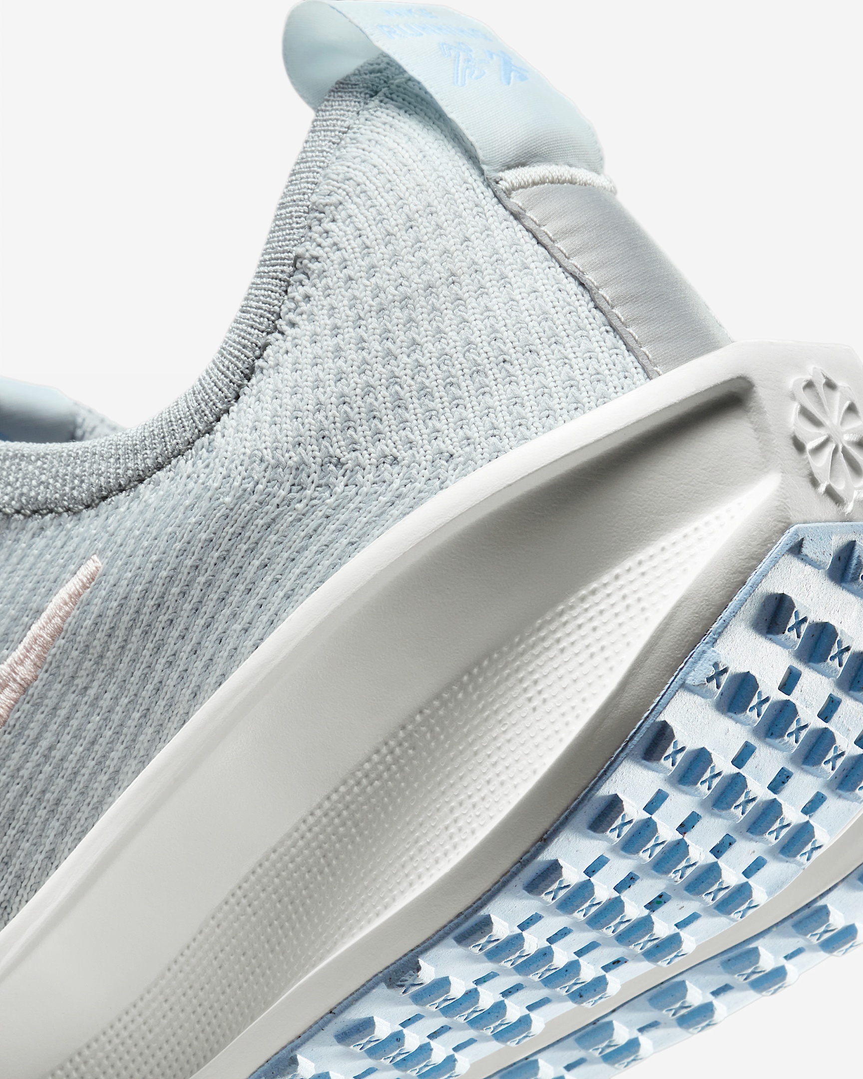 Nike Interact Run Women's Road Running Shoes - 8