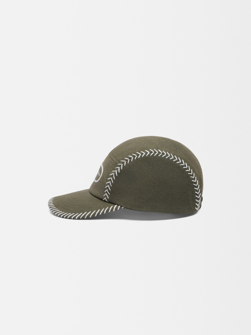 JACQUEMUS The Casco baseball cap outlook