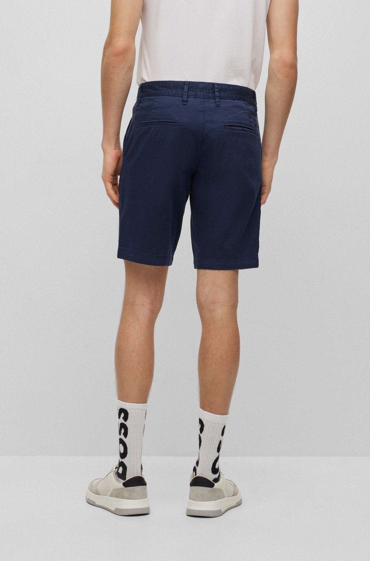 SLIM-FIT SHORTS IN PRINTED STRETCH-COTTON TWILL - 4