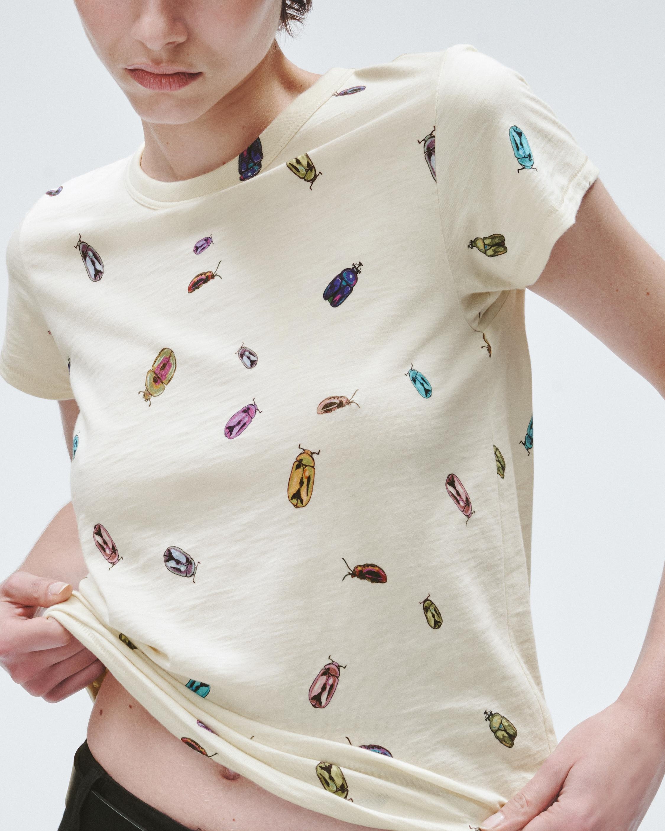 Beetle Tee
Cotton T-Shirt - 6