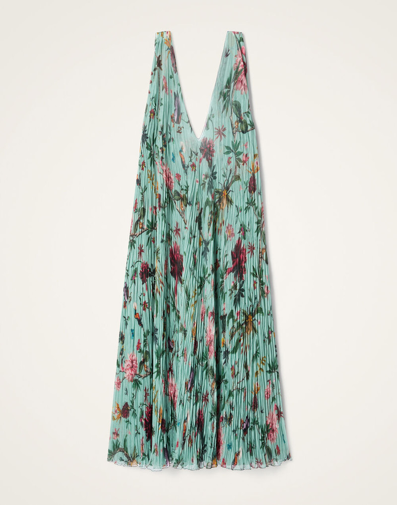 Twirling Long Dress 1