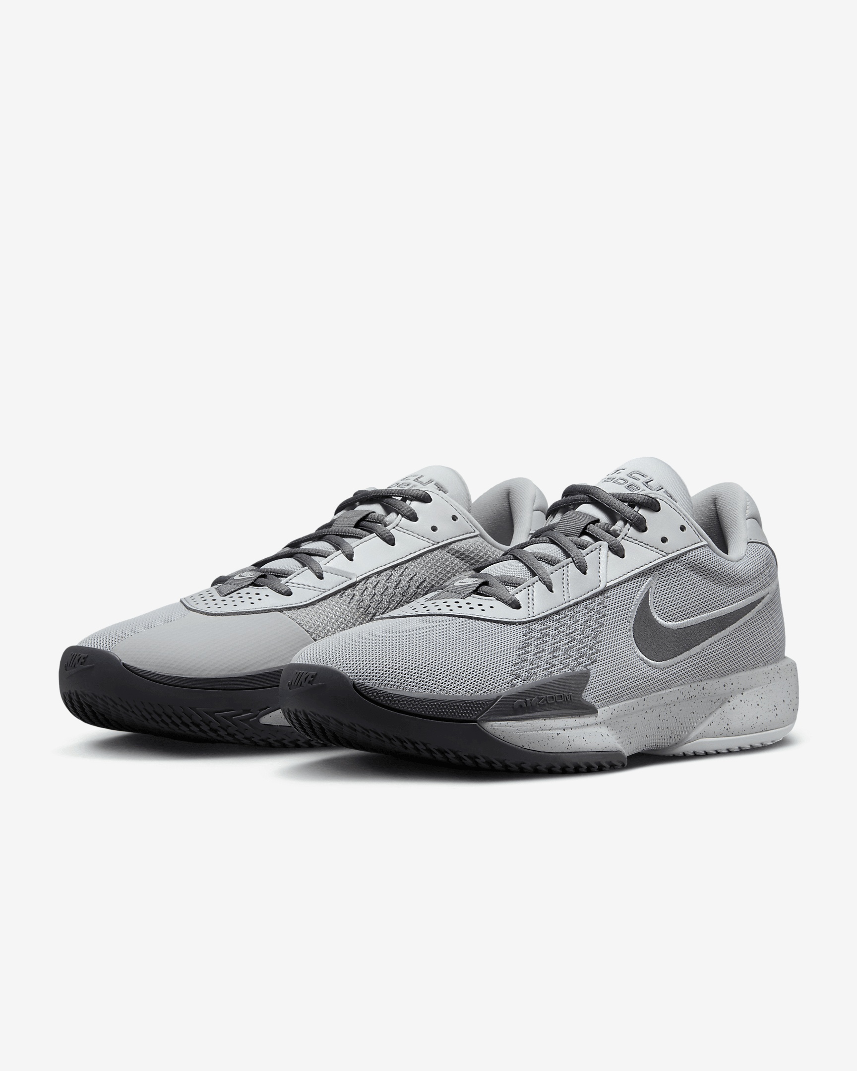 Nike Men's G.T. Cut Academy Basketball Shoes - 5