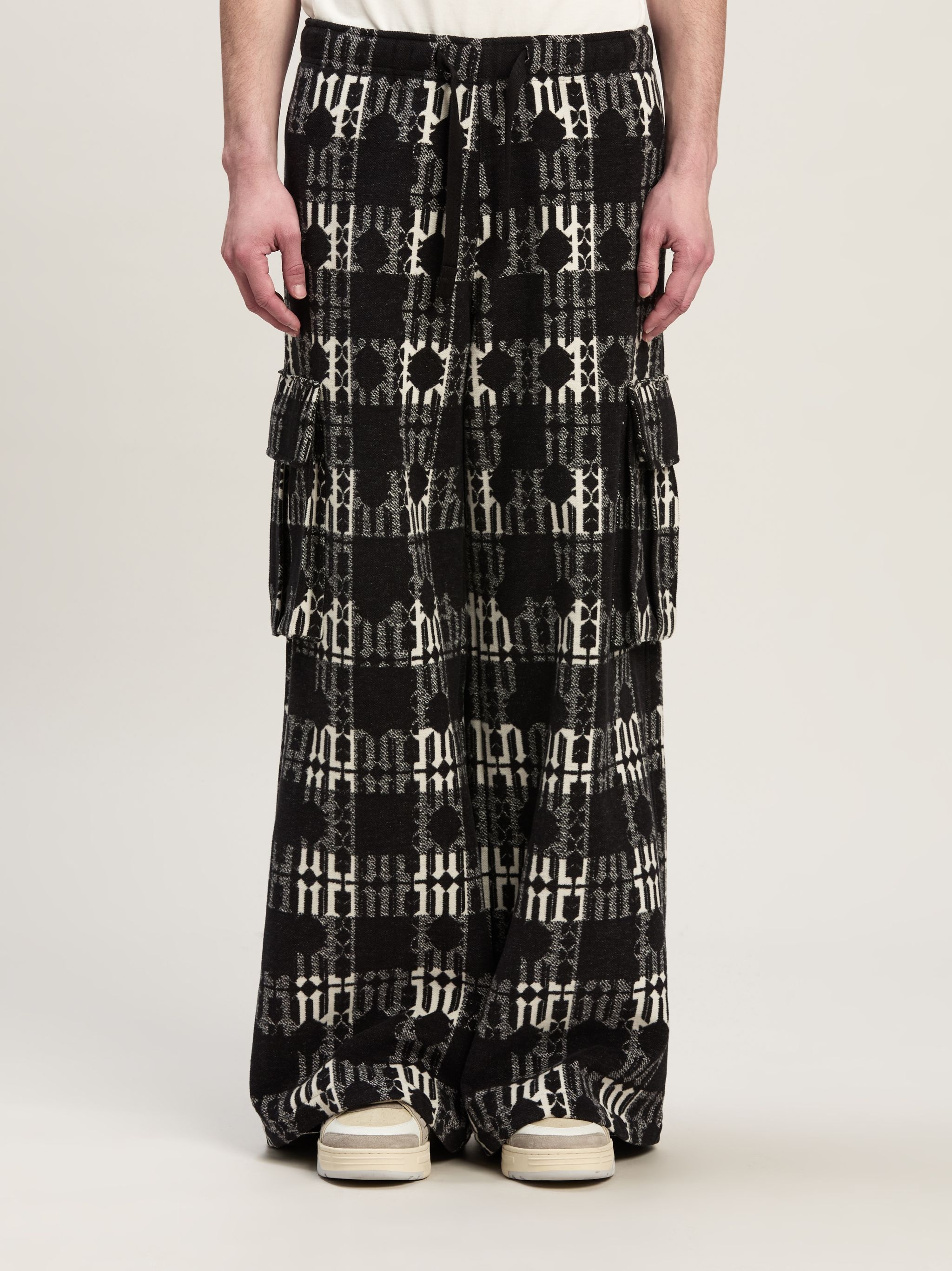 CHECK MONOGRAM PANTS - 3