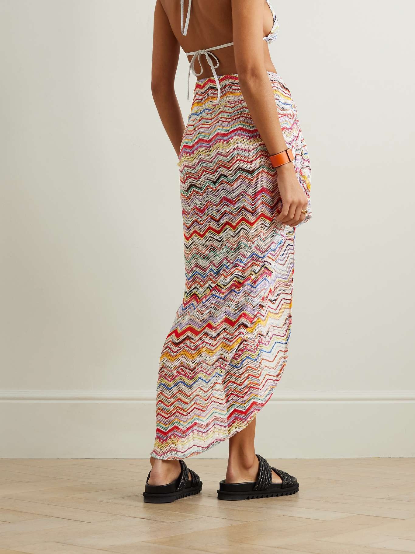 Layered striped metallic crochet-knit shorts - 3