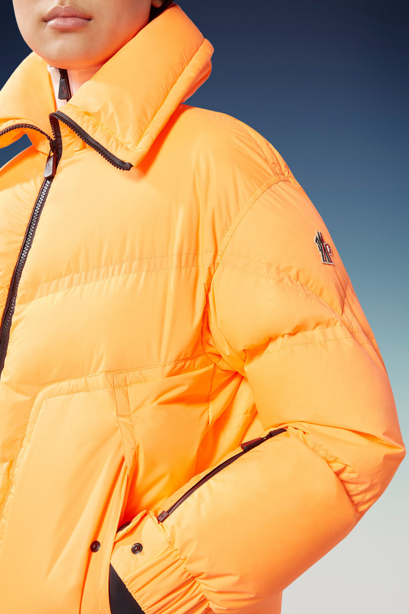 Cluses Short Down Jacket 7