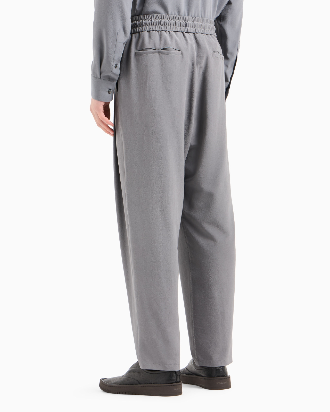 SILK CRÊPE FLAT-FRONT TROUSERS - 3