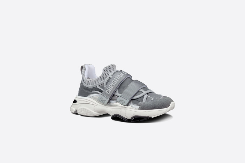 Dior D-Wander Sneaker outlook