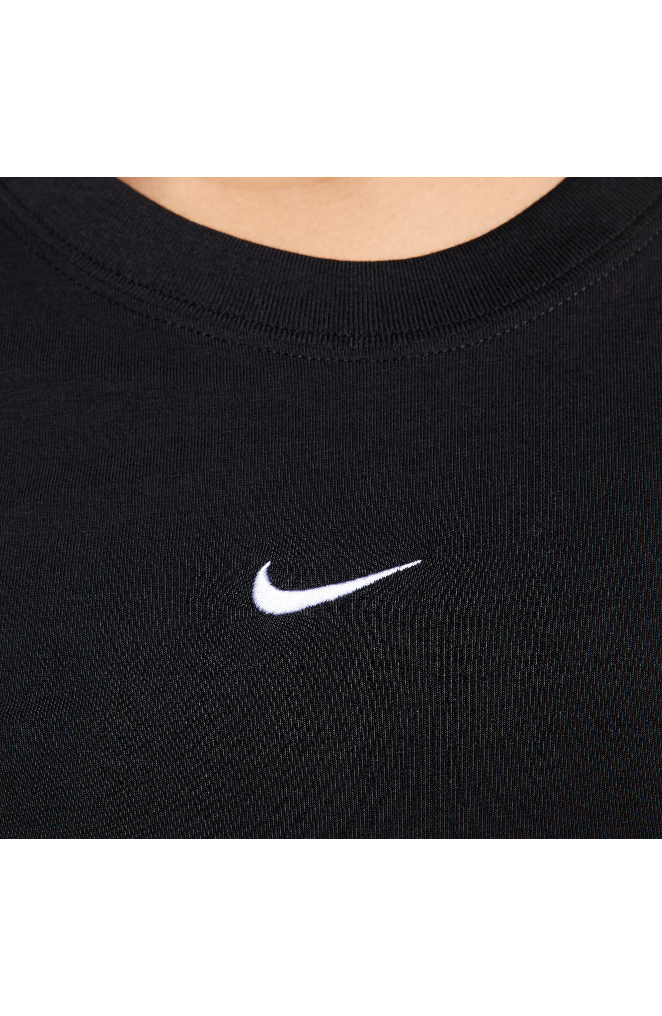Nike Sportswear Club Chill Knit Mod Crop T-Shirt in Black/White at Nordstrom - 8