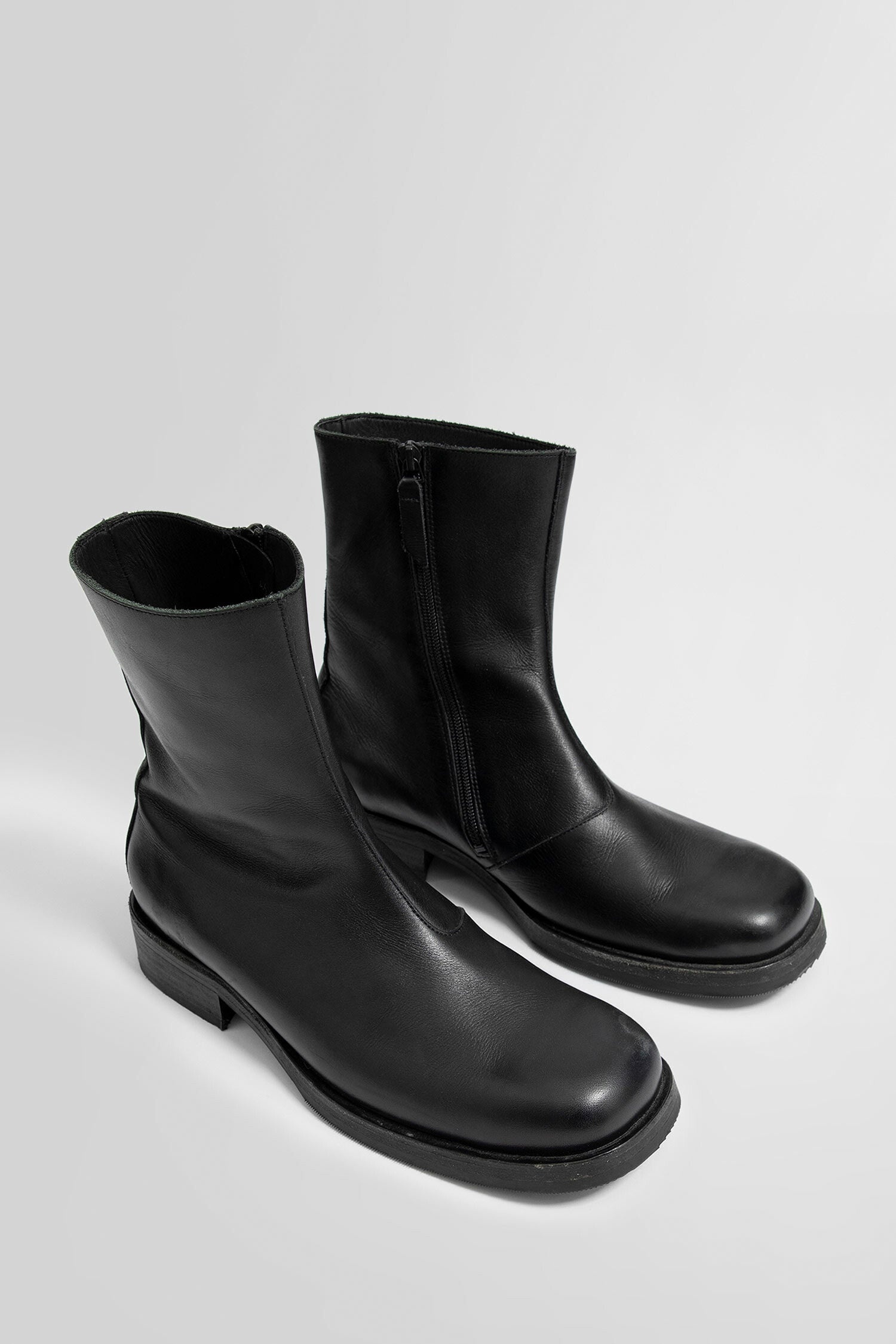 OUR LEGACY MAN BLACK BOOTS - 6