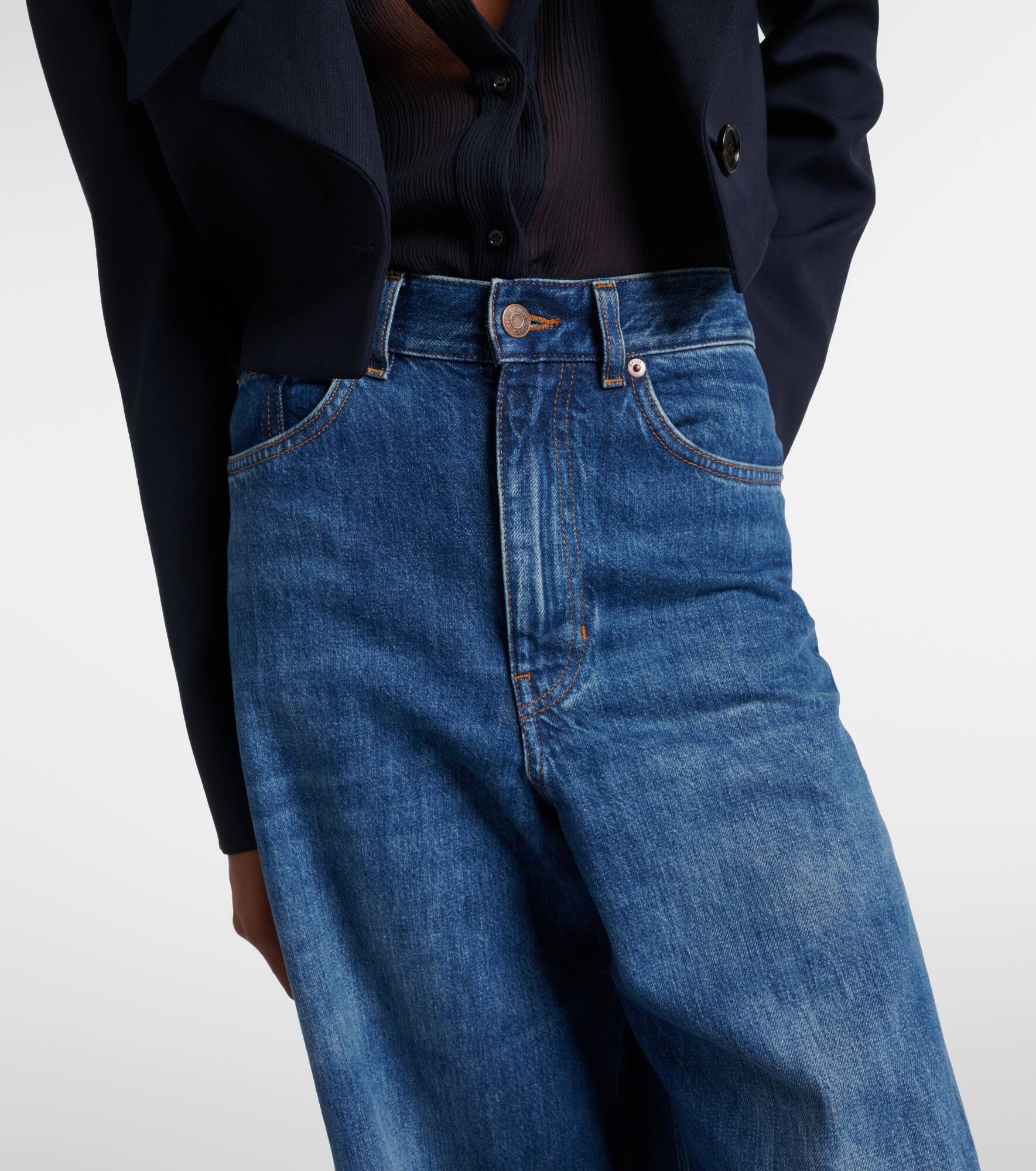 High-rise wide-leg jeans - 4