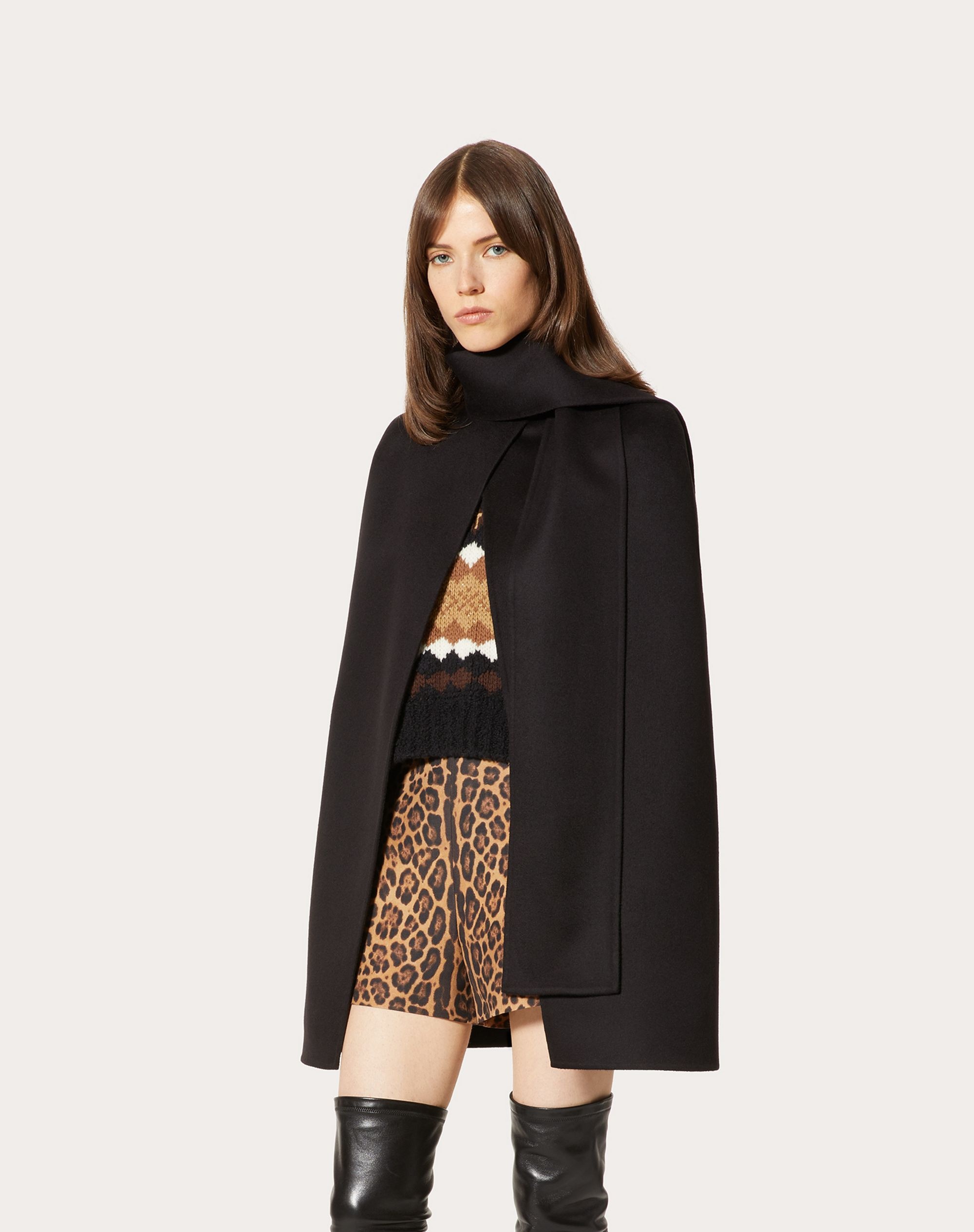COMPACT DRAP CAPE - 3