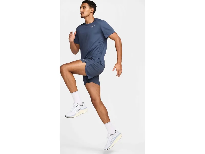 Nike Dri-FIT UV Miler Short Sleeve - 4