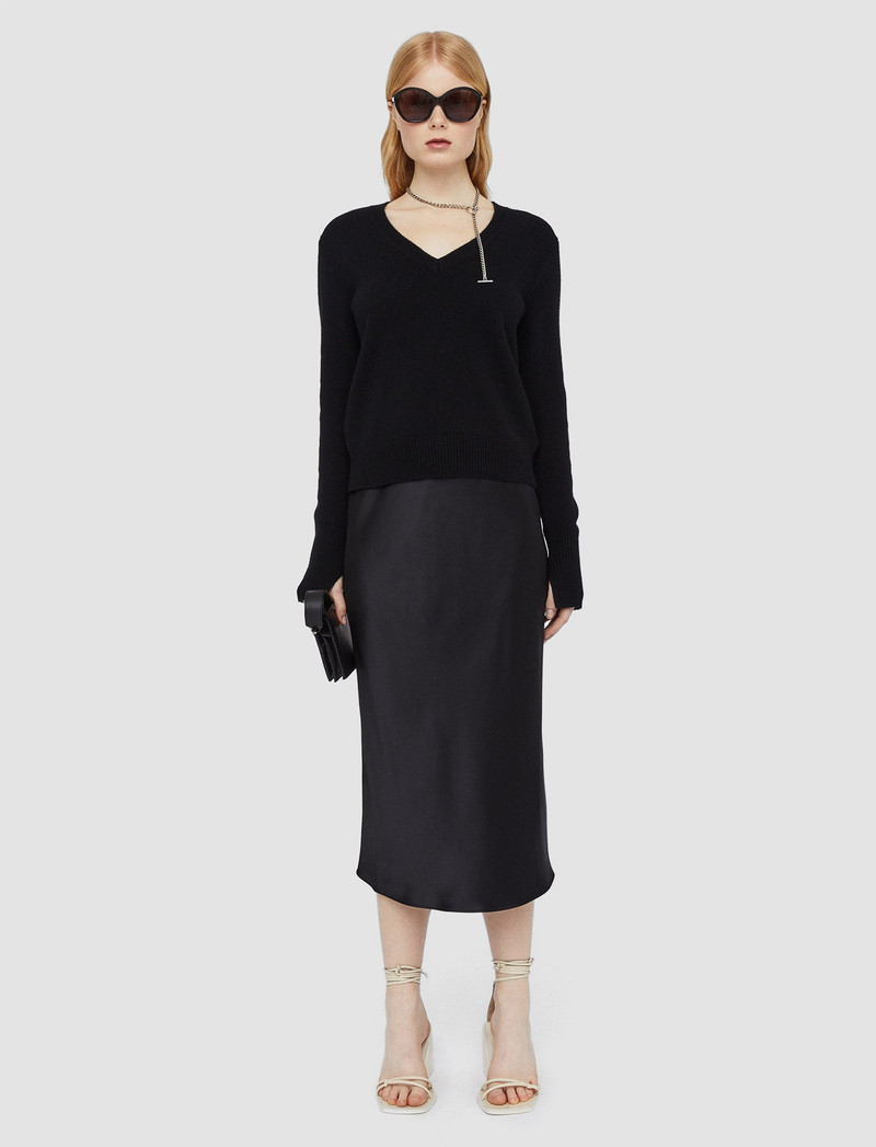 JOSEPH Pure Cashmere V Neck Jumper outlook