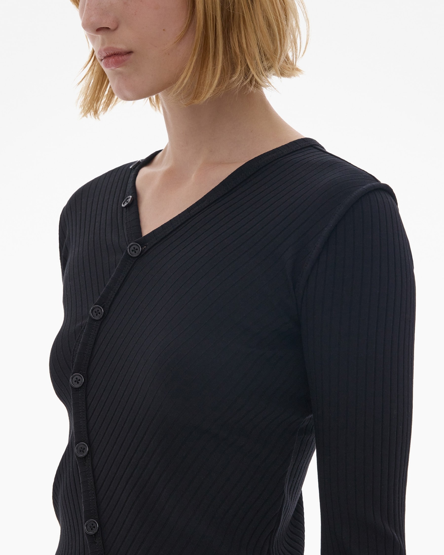 TWISTED TEE - 6