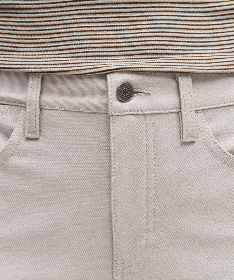 EasyFive High-Rise Subtle-Flare Pant *Short 4