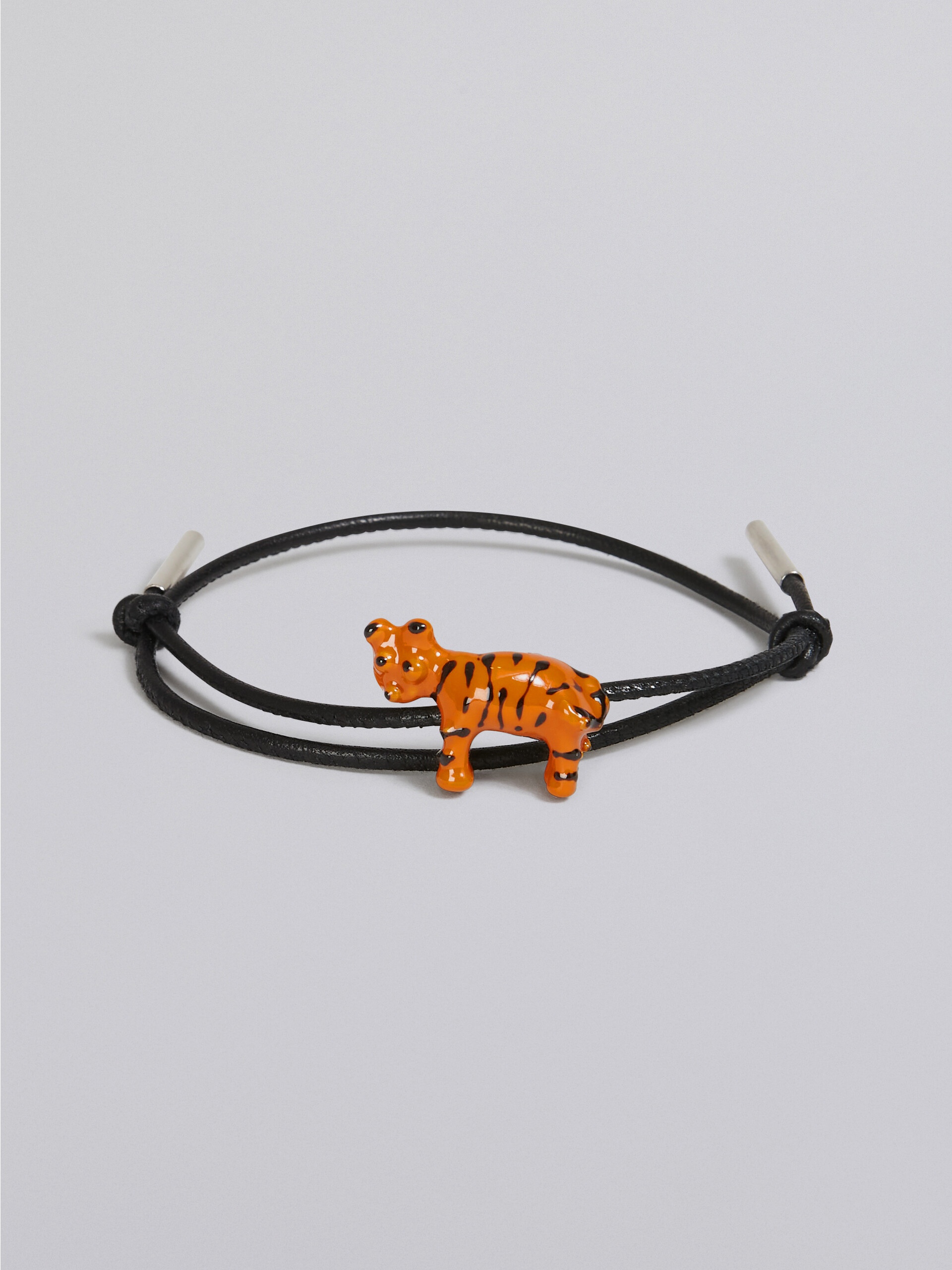 LEATHER BRACELET WITH ENAMELLED METAL TIGER - 4