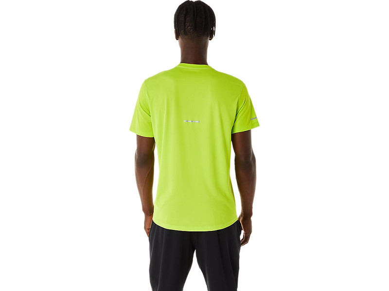 Asics MEN'S LITE-SHOW SHORT SLEEVE TOP outlook