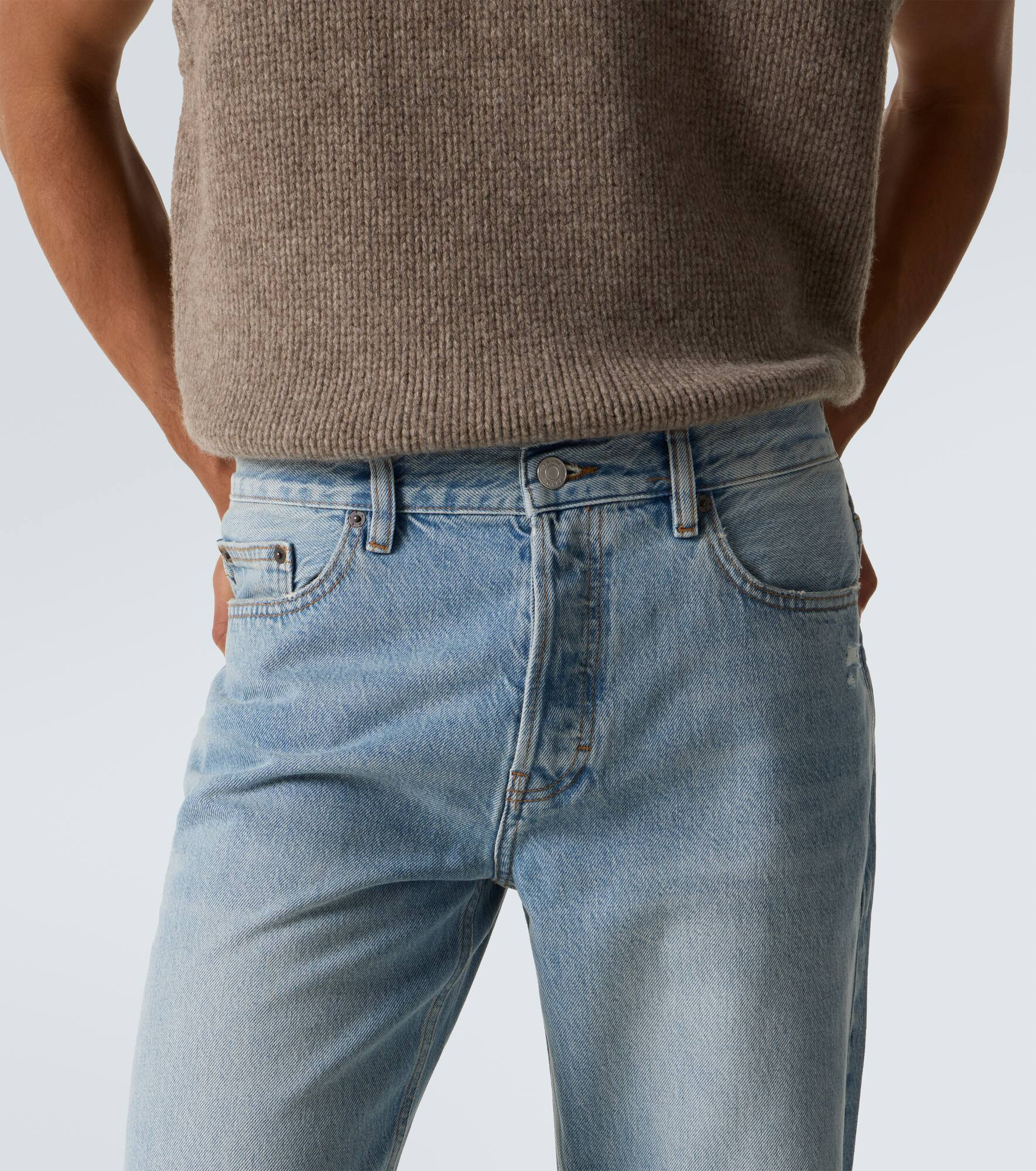 Relaxed Jean distressed straight jeans - 5