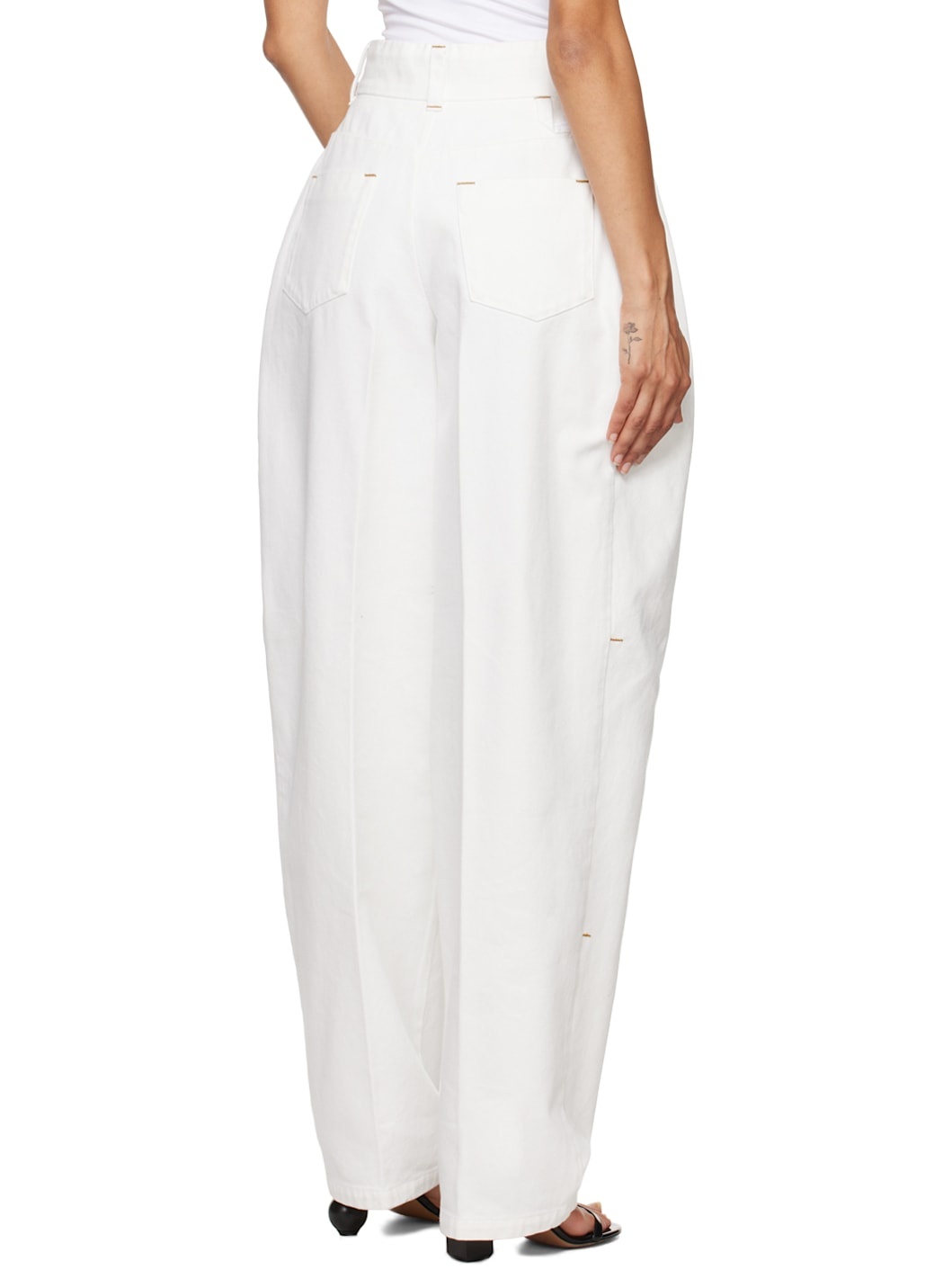 JACQUEMUS Off-White La Casa 'Le de-Nîmes Curzio' Jeans