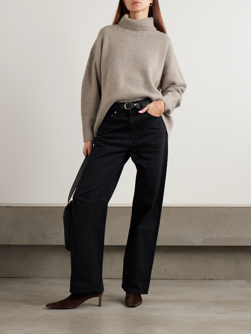 arch4 World's End Oversized Cashmere Turtleneck Sweater outlook