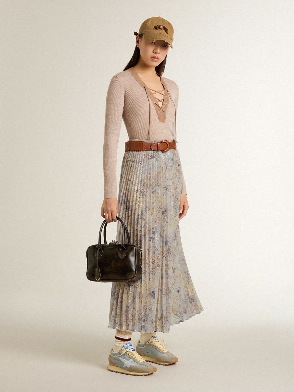 Women's long pleated skirt with multicolor floral sequin print - 3