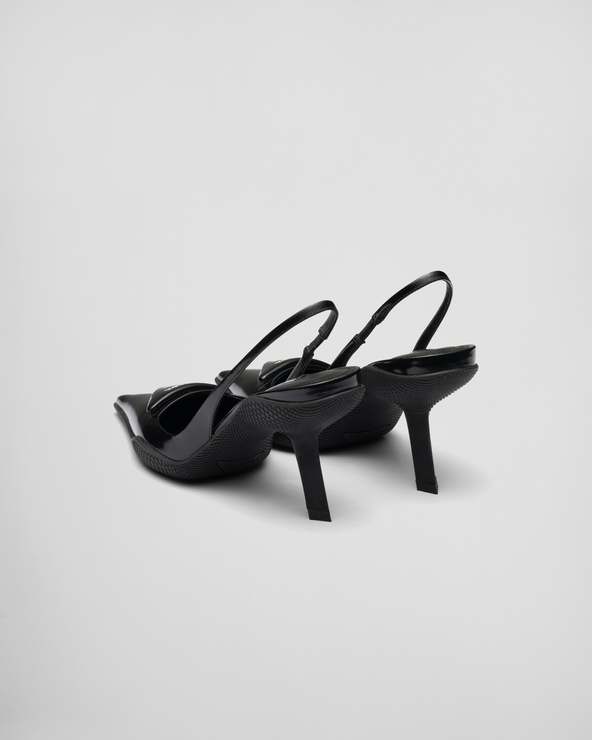 Brushed leather slingback pumps - 4
