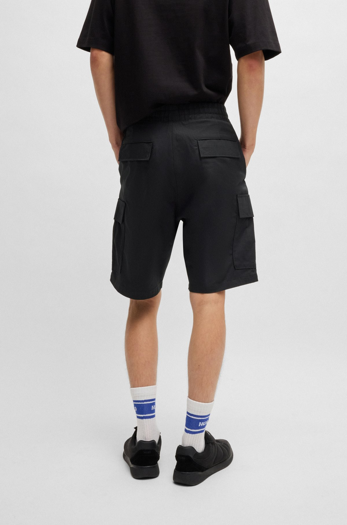 STRUCTURED-COTTON SHORTS WITH DRAWSTRING AND LOGO PATCH - 4