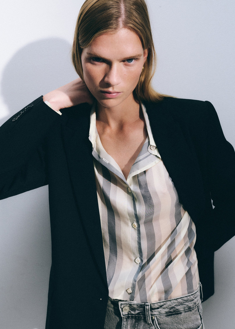 Peri Fluid Shirt - White/Grey Stripe 8
