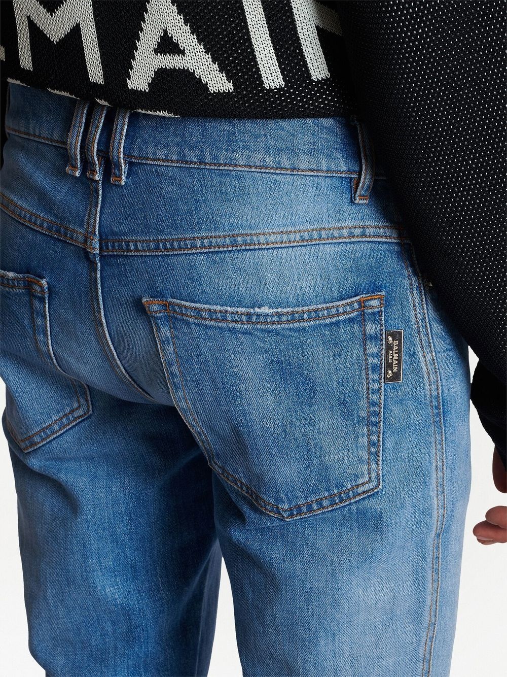 slim-cut leg jeans - 5