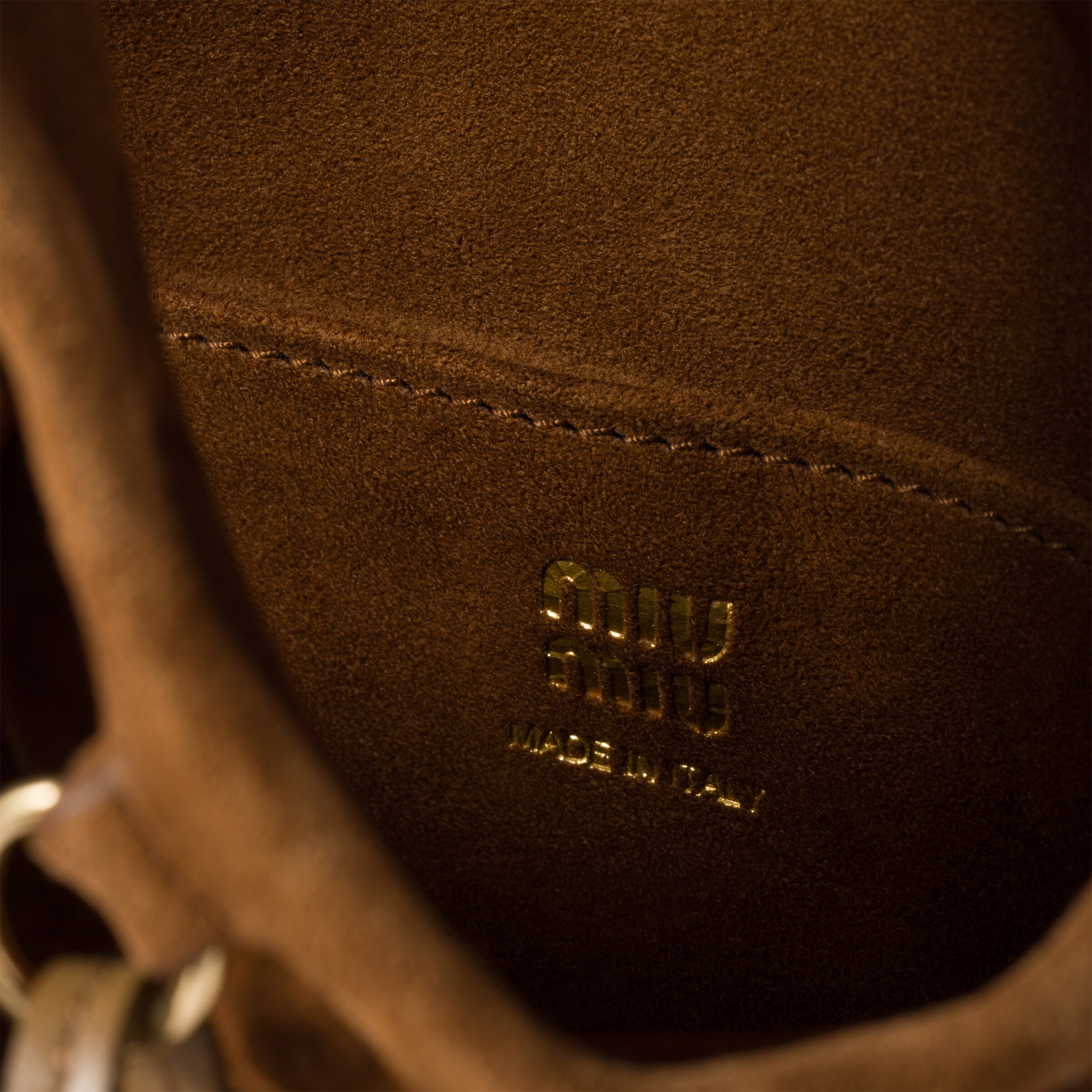 Suede bag with trick - 6