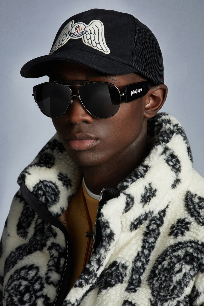 Moncler Wing Patch Baseball Cap outlook