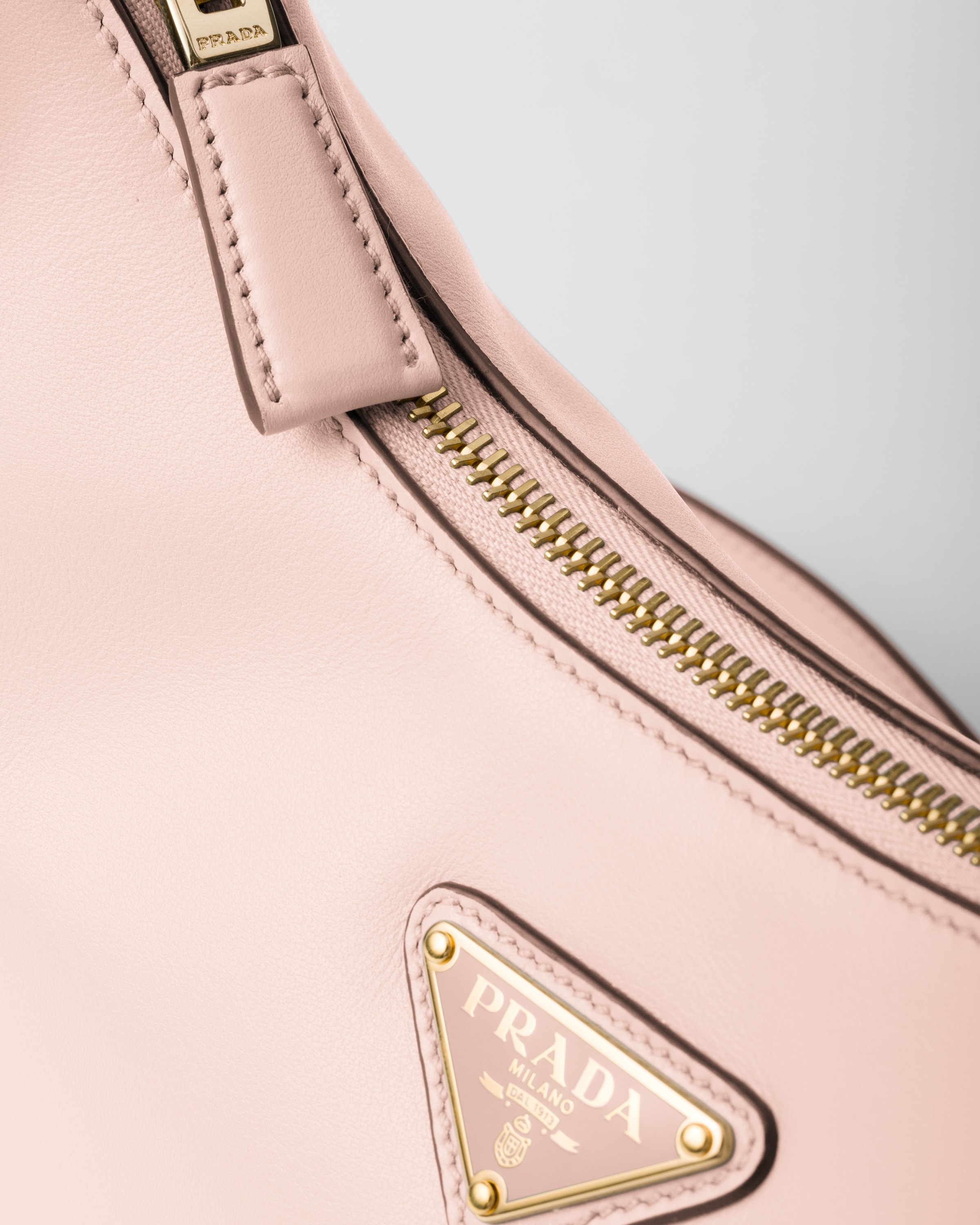 Prada Arqué leather shoulder bag - 6