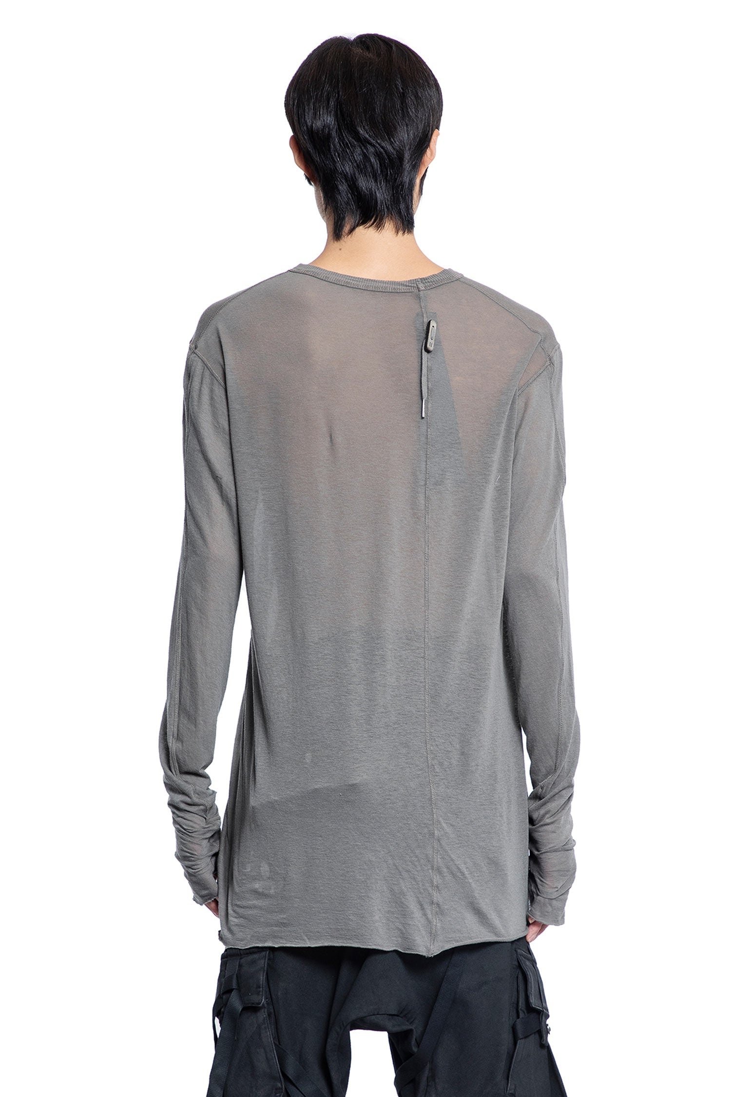 Tight-Fit-Long-Sleeve-T-Shirt - 3
