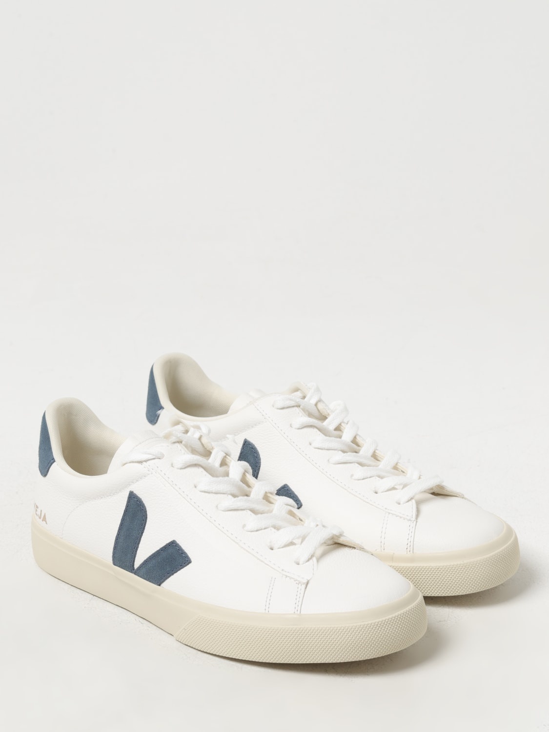 Sneakers men Veja - 2