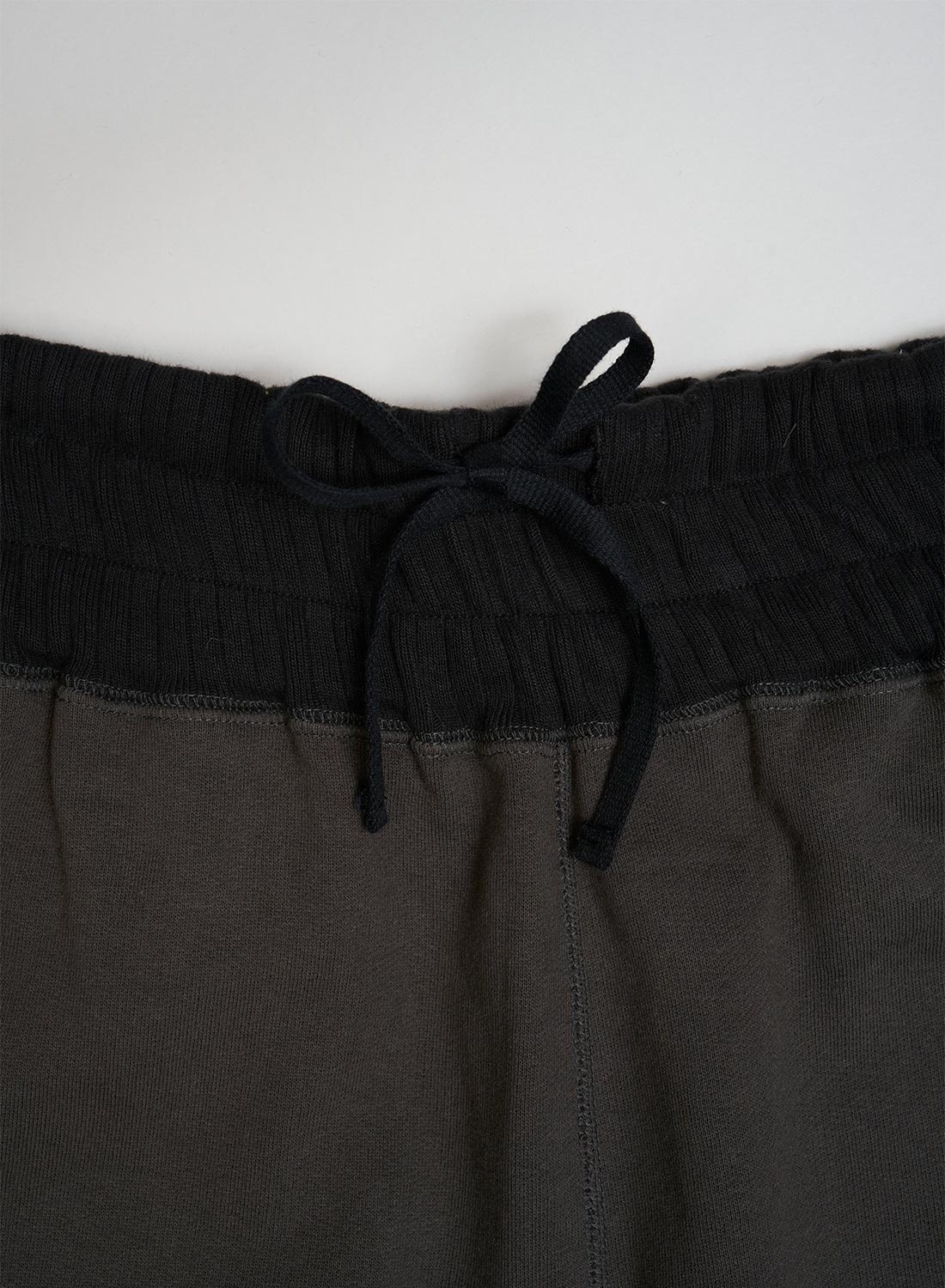 French Terry Sweat Short in Charcoal Grey - 3