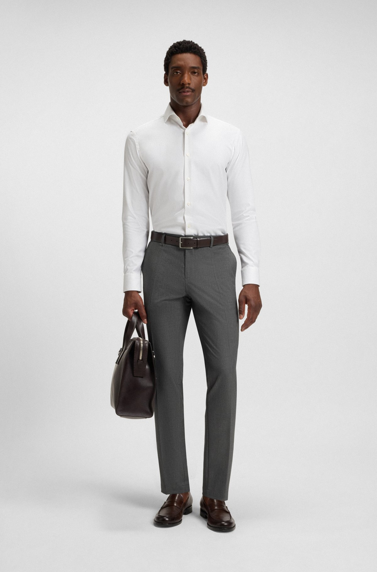 SLIM-FIT SUIT IN MICRO-PATTERNED STRETCH FABRIC - 3