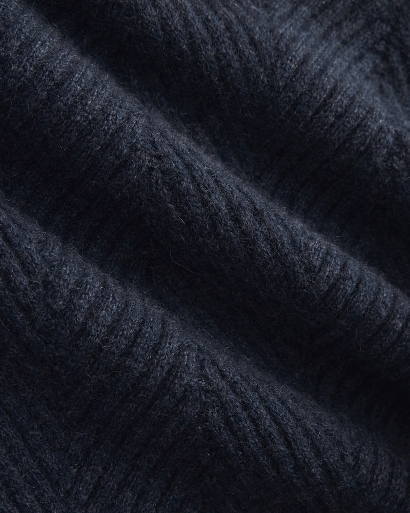 CASHMERE HERRINGBONE SWEATER 10