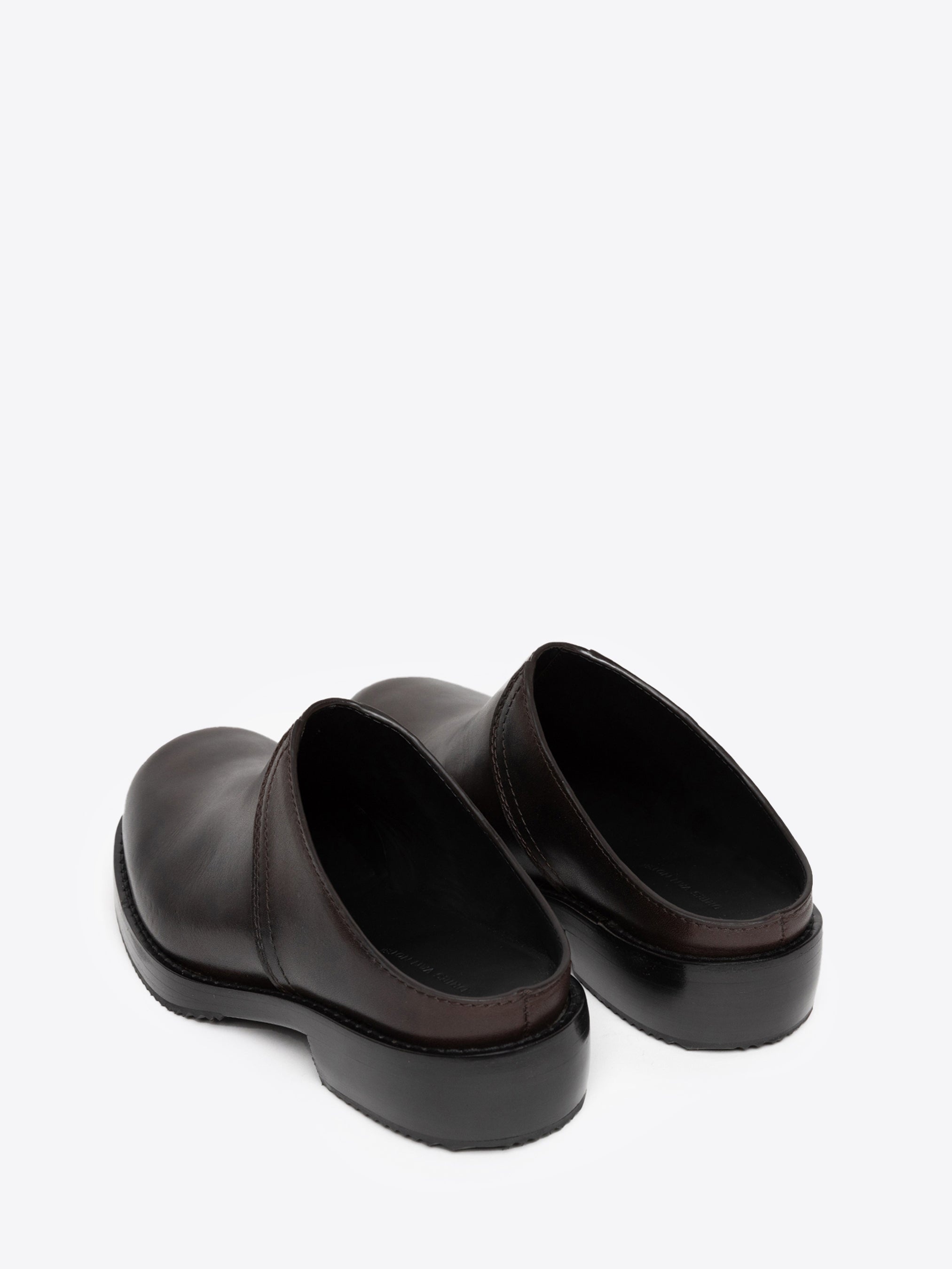 LEATHER CLOGS - 4