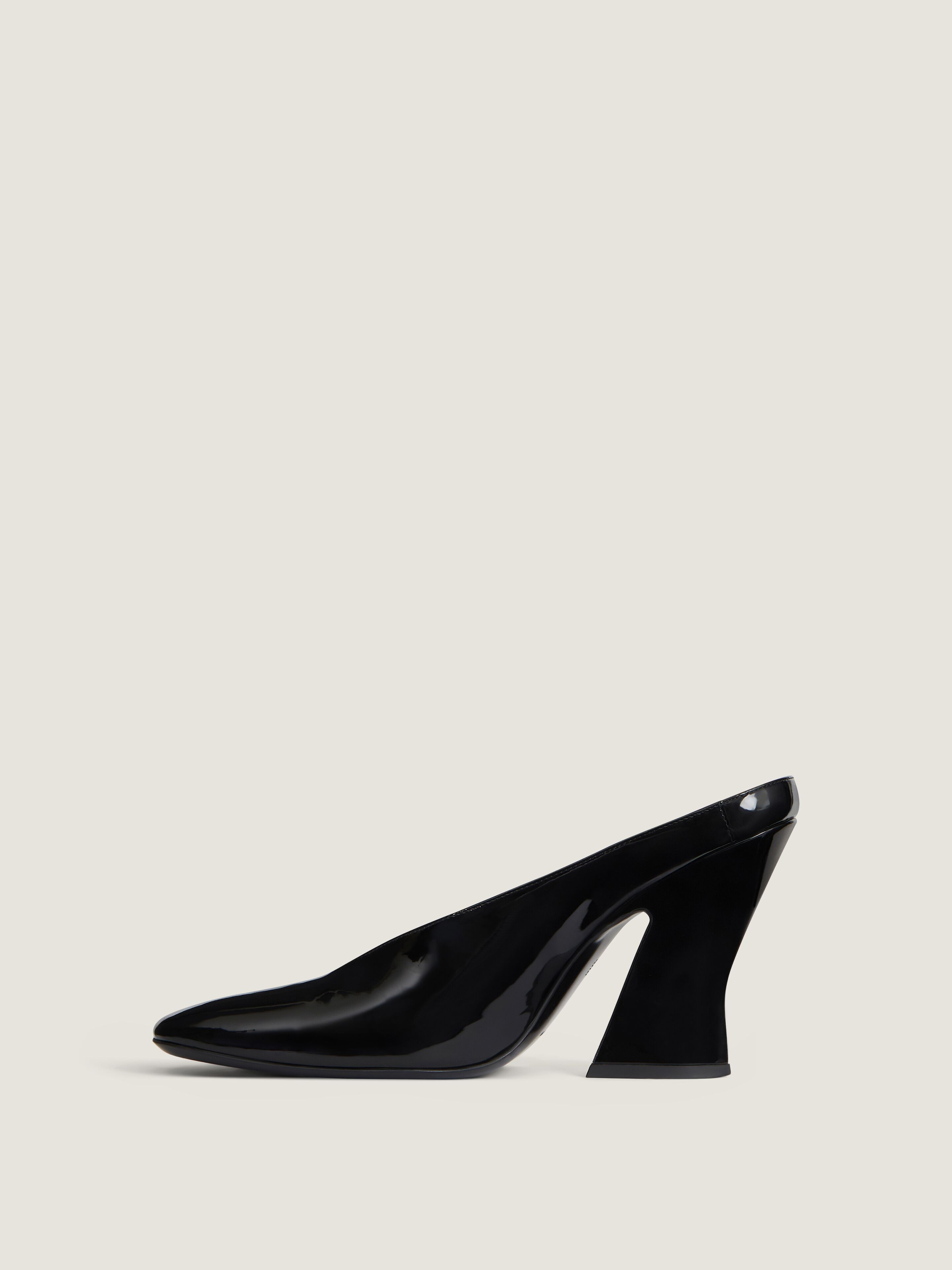 SCULPTED HEELED MULES IN PATENT LEATHER - 4