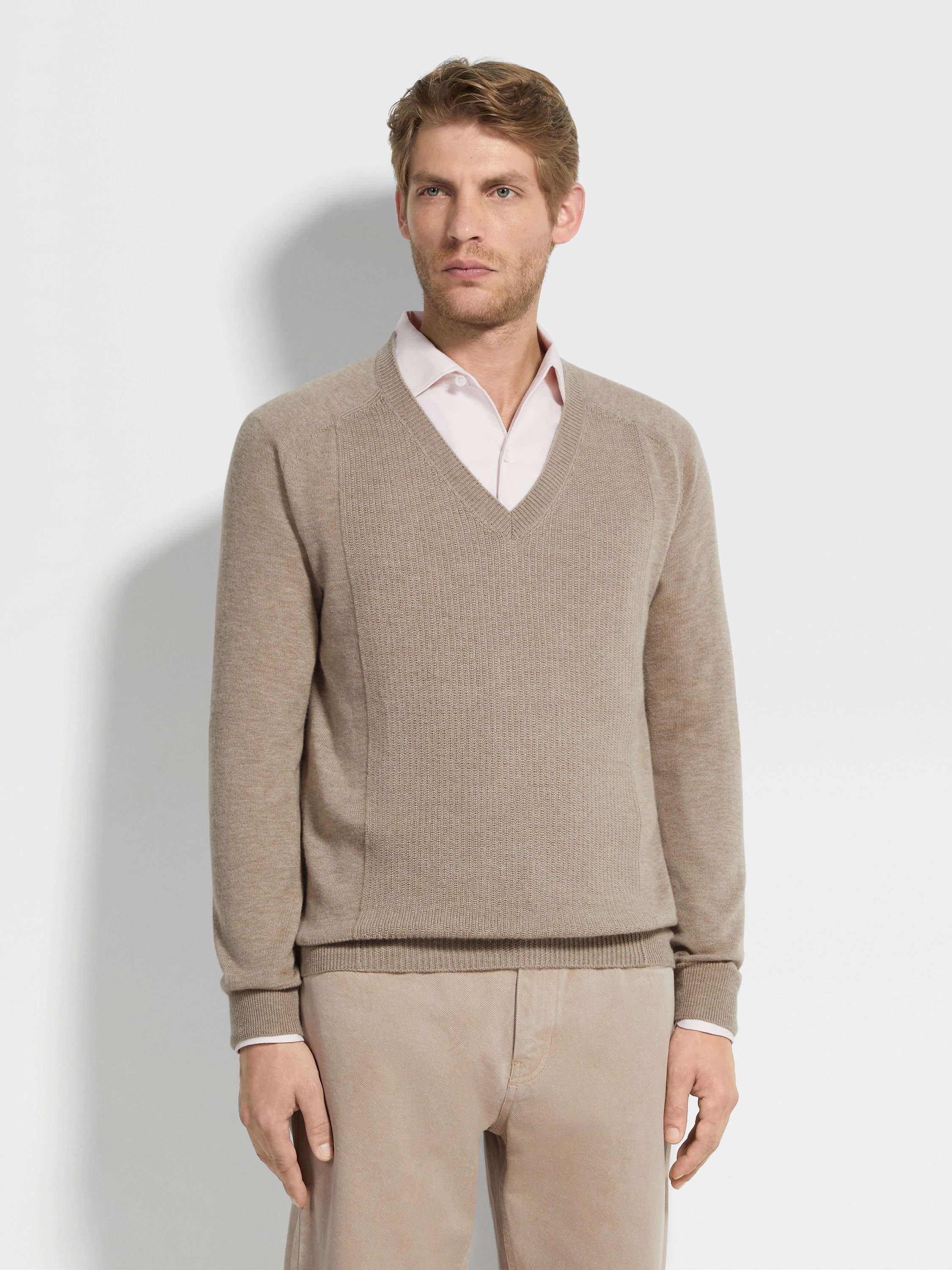 LIGHT TAUPE OASI CASHMERE V-NECK - 4