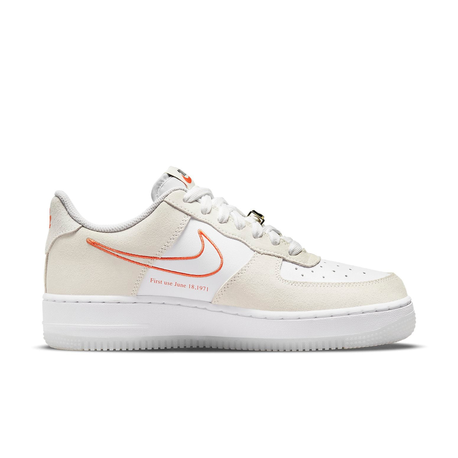(WMNS) Nike Air Force 1 '07 SE 'First Use' DA8302-101 - 2