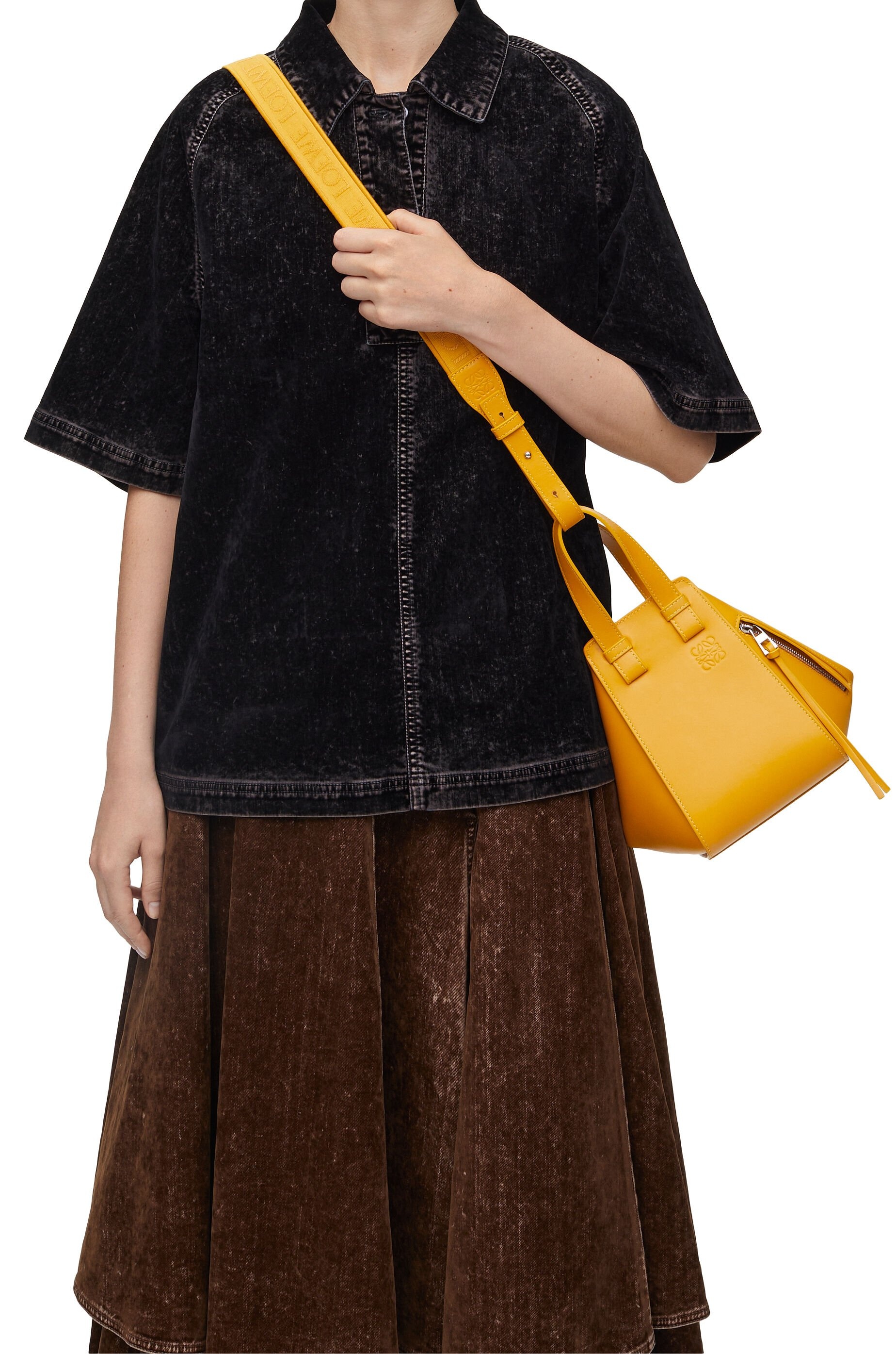 Compact Hammock bag in satin calfskin - 3