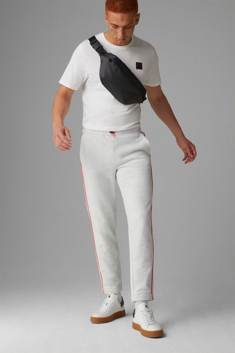 BOGNER Pedro Jogging pants in Light gray outlook