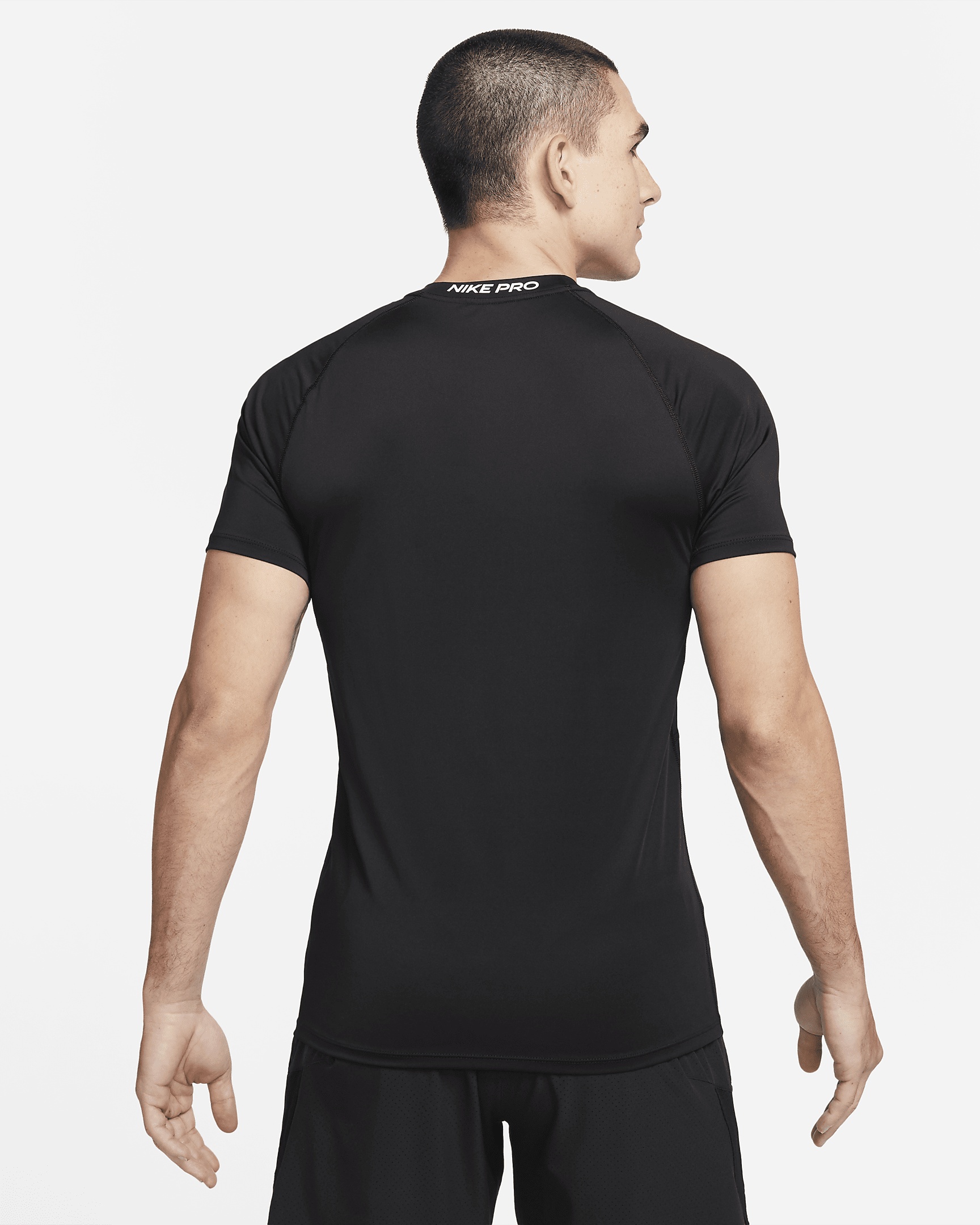 ★ Nike★ Pro Dry Fit Tight Short Sleeve Fitness Top M Blac Nike Pro Dri-FIT Tight Short-Sleeve Men's Fitness Top FB7932