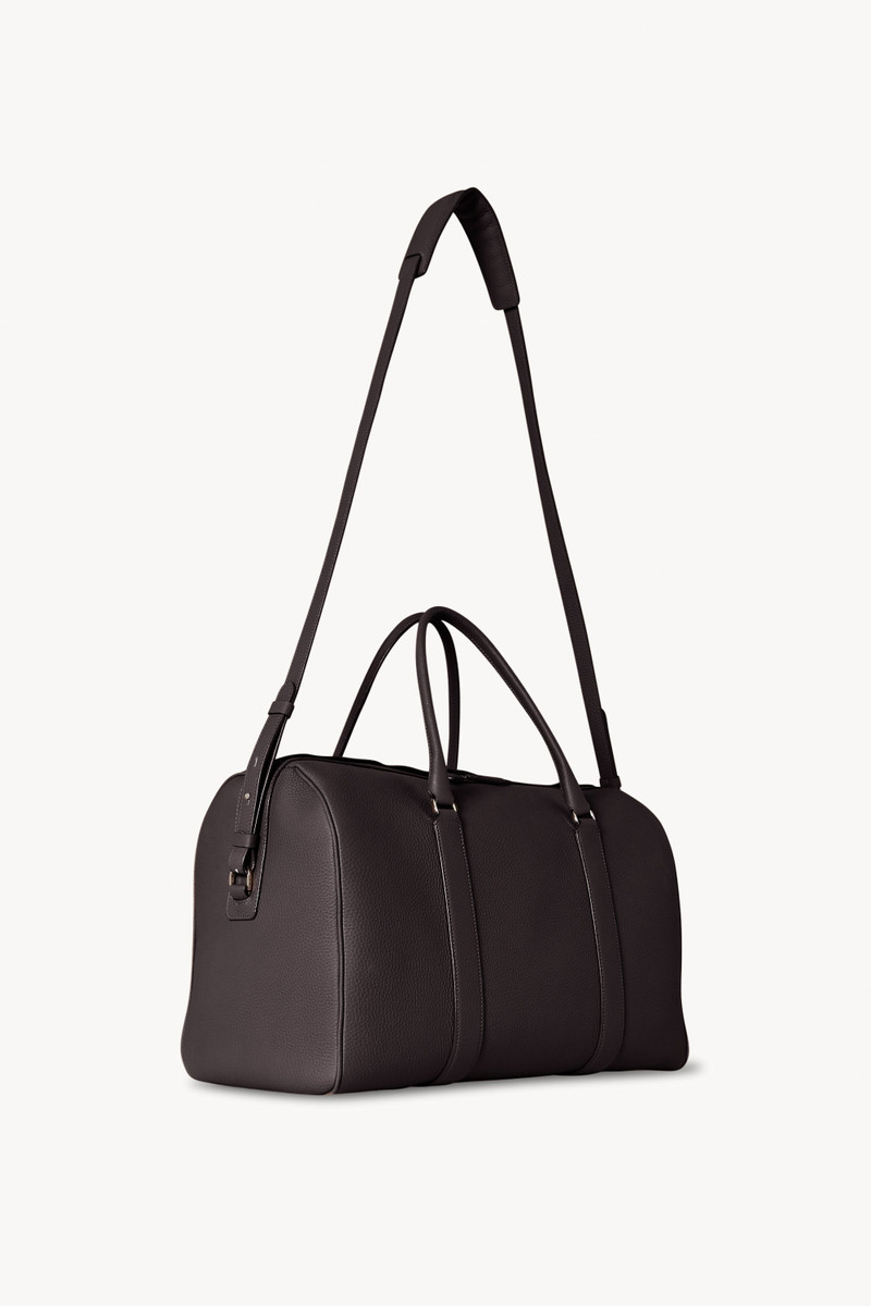 Iowa Duffle in Leather 4