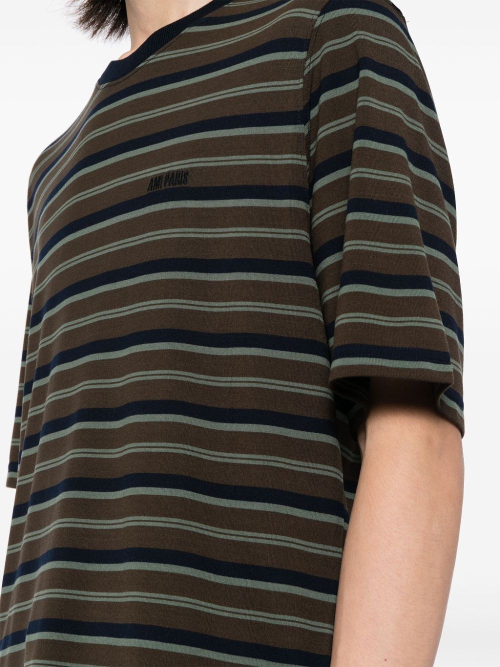 striped short-sleeved T-shirt - 9