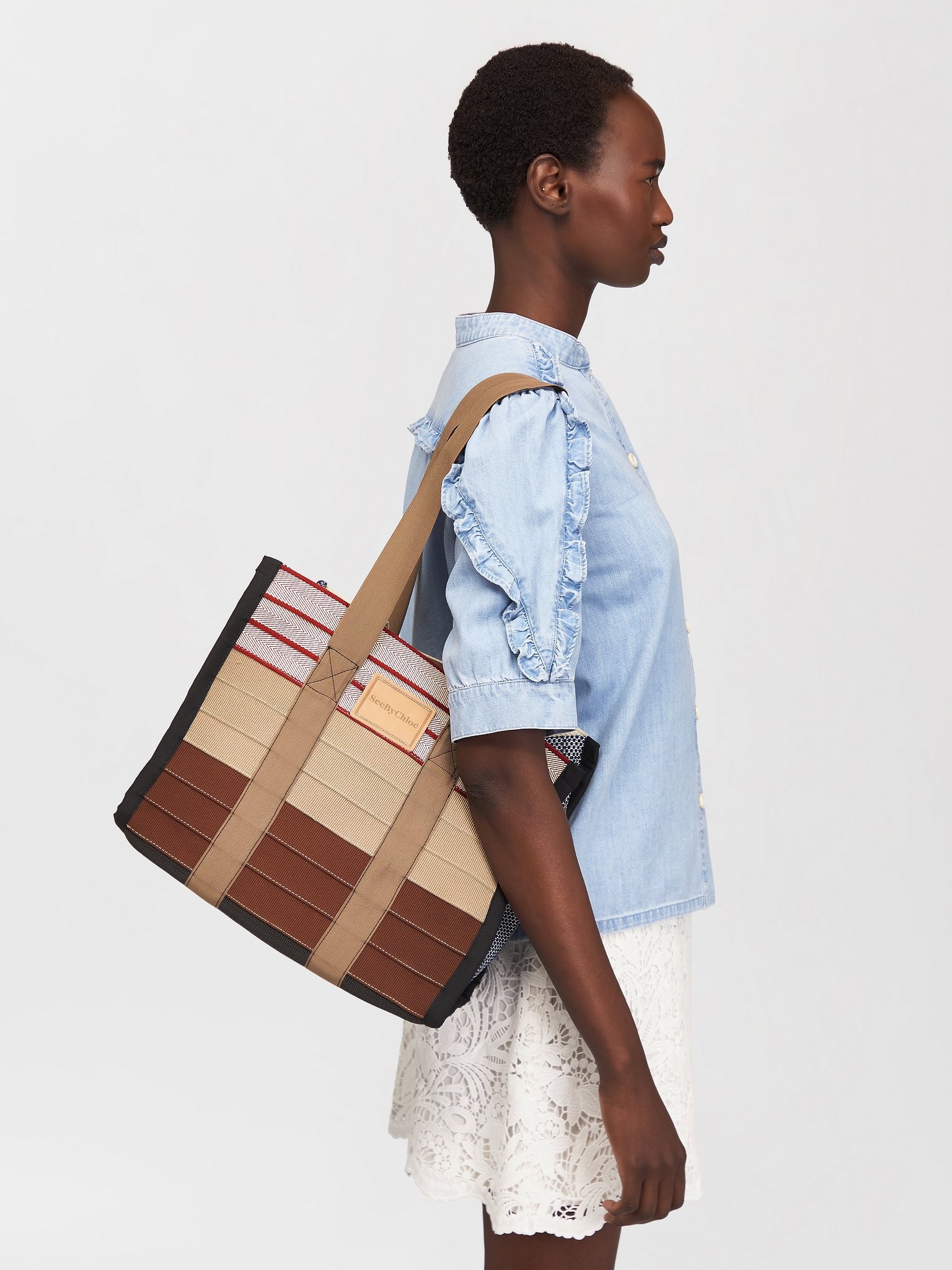 BOBBIE SMALL SQUARE TOTE - 6