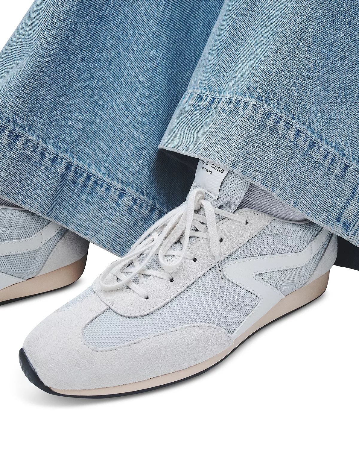 Women's Retro Runner Slim Sneakers - 2
