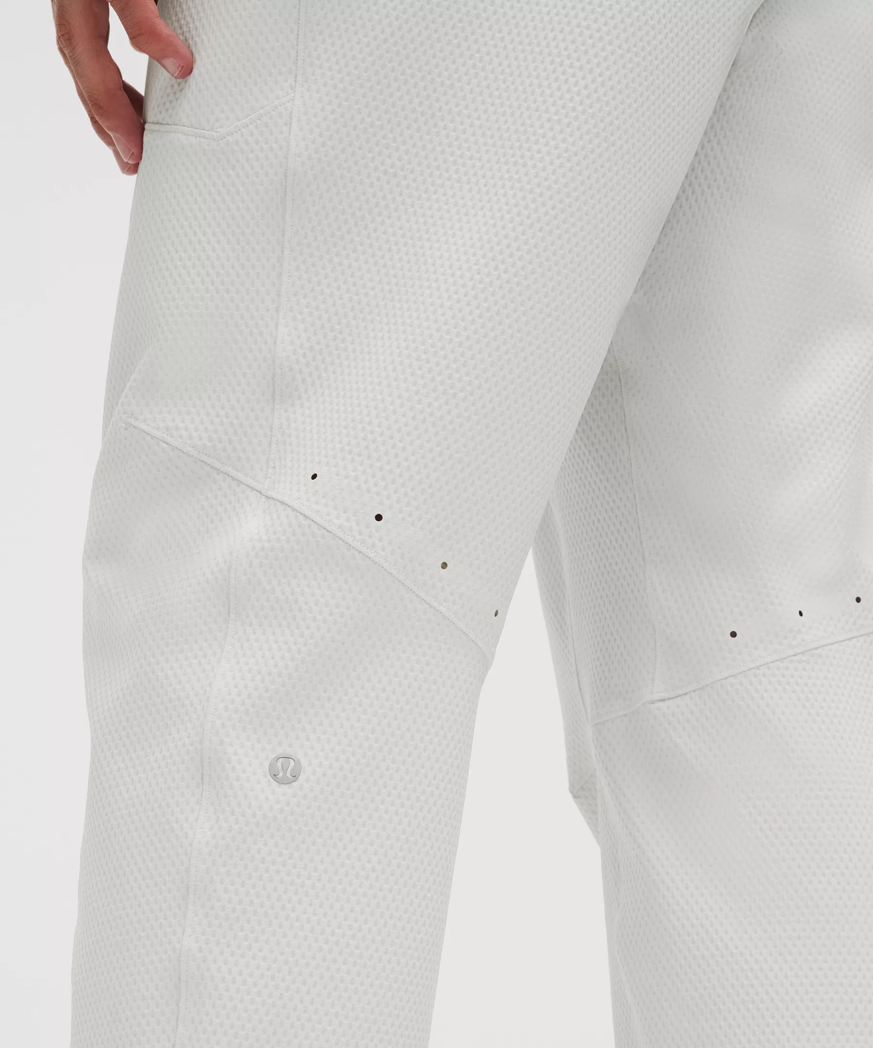 License to Train Textured Jogger *Regular - 9